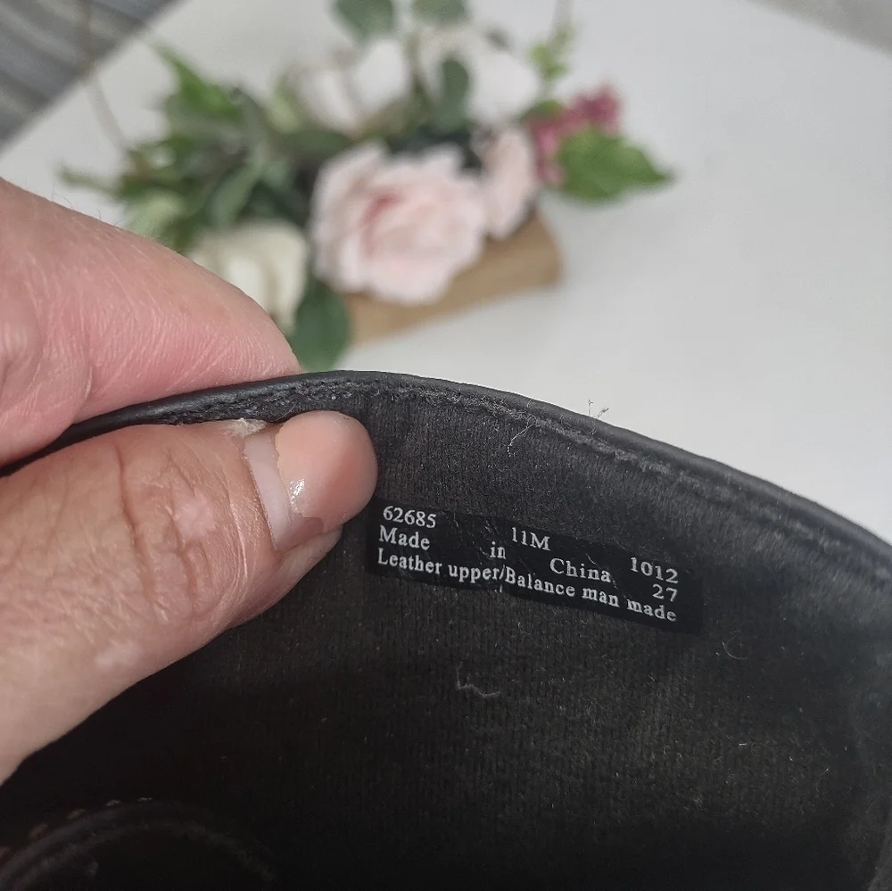 Clarks elegant black